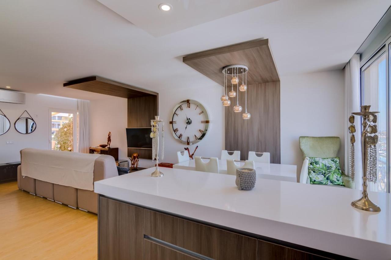 Gold Suites - Luxurious Apartment - Sea View วิลาโมรา ภายนอก รูปภาพ